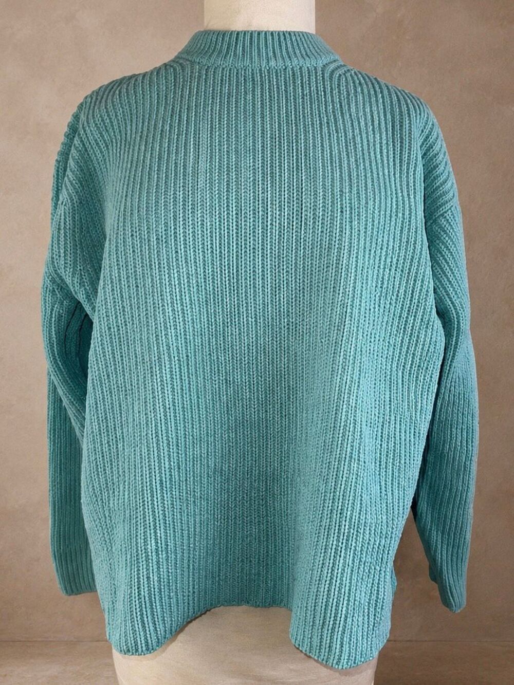 Uniqlo Medium Washable Soft Knit Crew Neck Sweater Aqua Blue Relaxed Ribbed